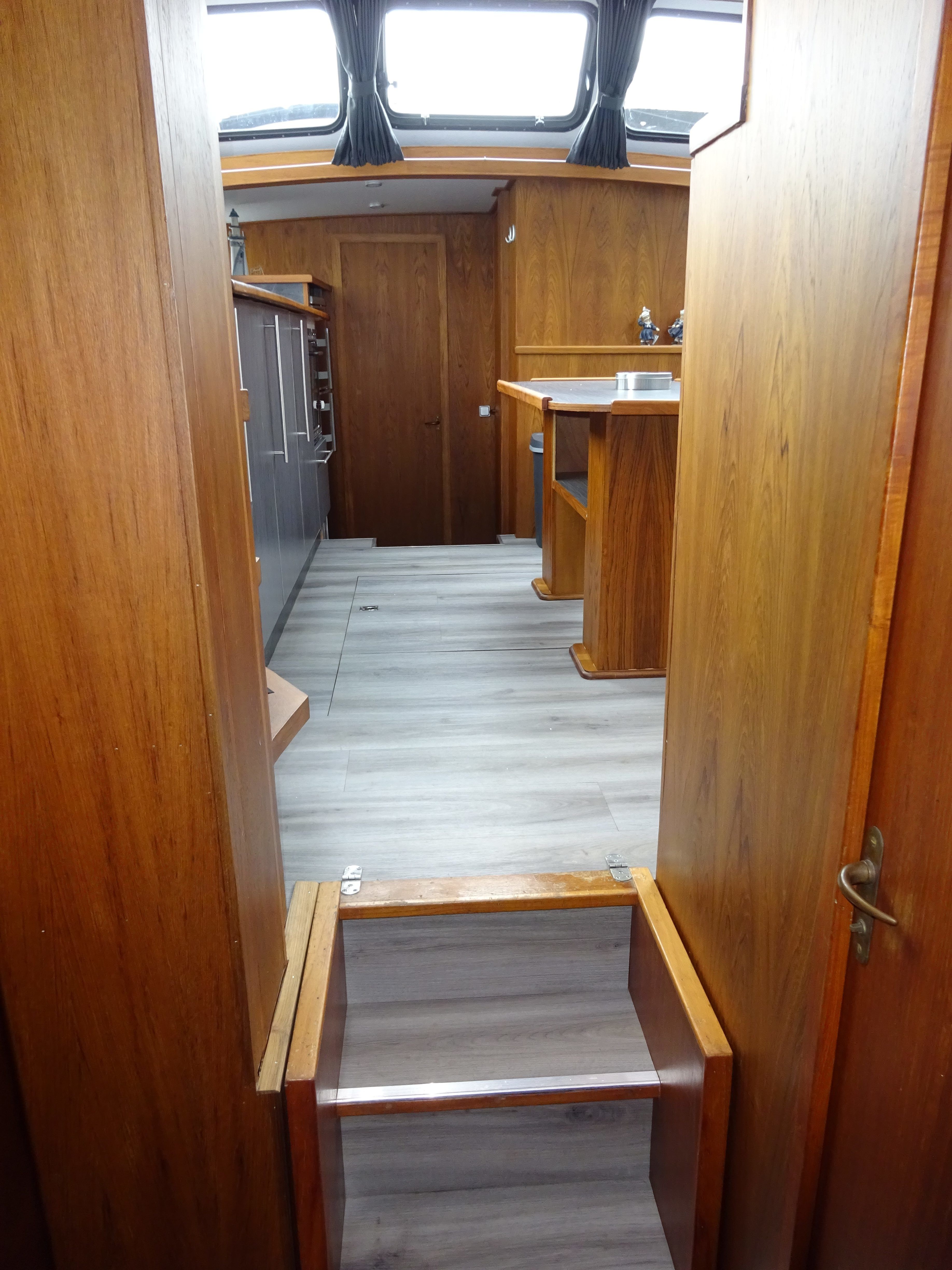 Valkkruiser Content 1270 | Lauryn Elite