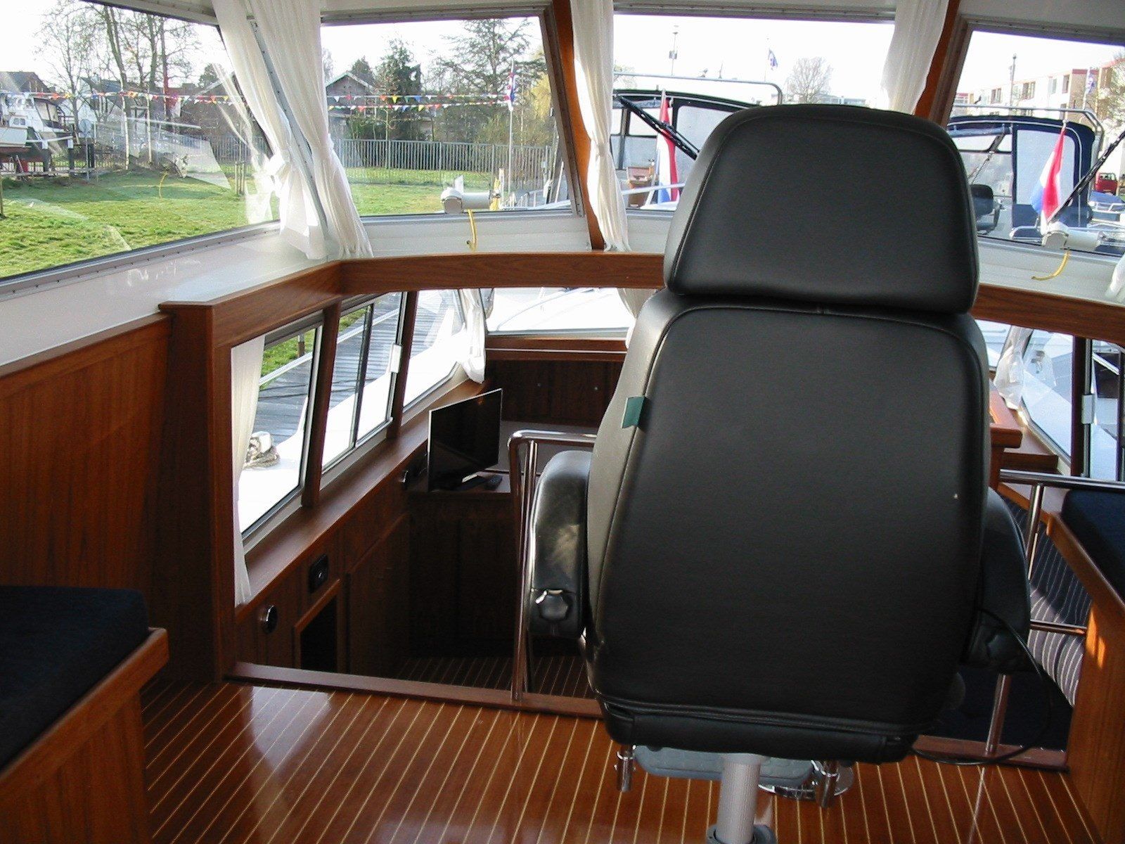 Riverline 1400 | Maurice Elite