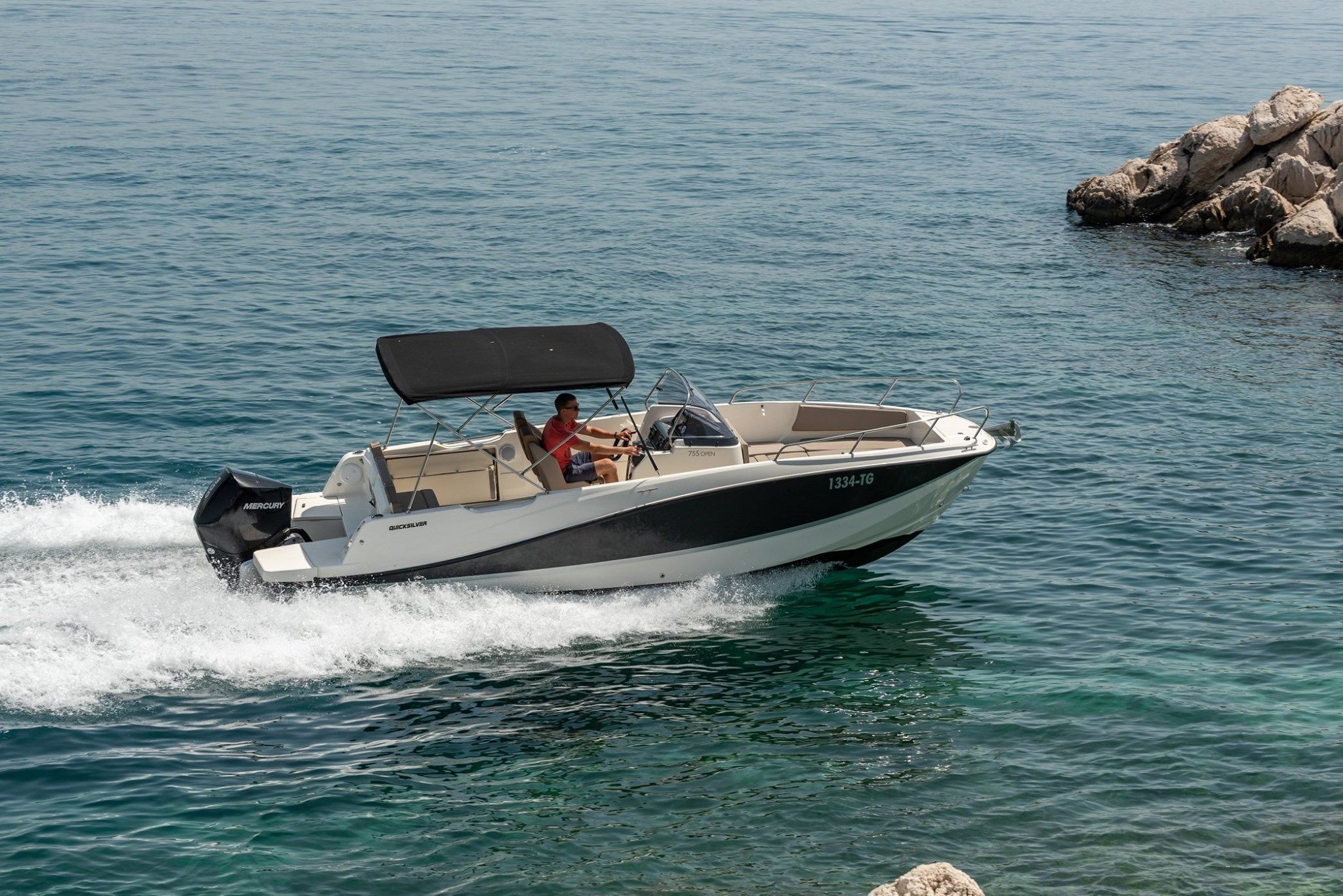 Quicksilver 755 | Active Open