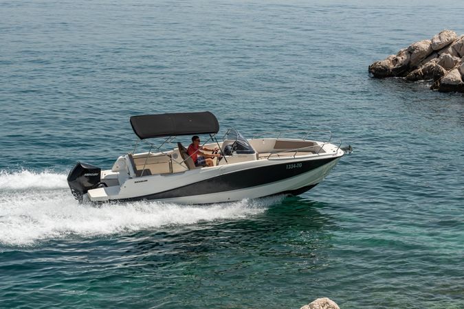 Quicksilver 755 | Active Open