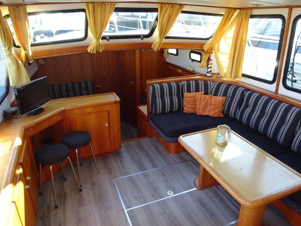 Valkkruiser 1380 | Insulinde Elite