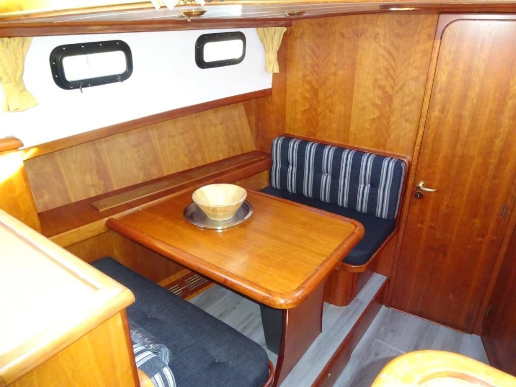 Valkkruiser 1380 | Insulinde Elite