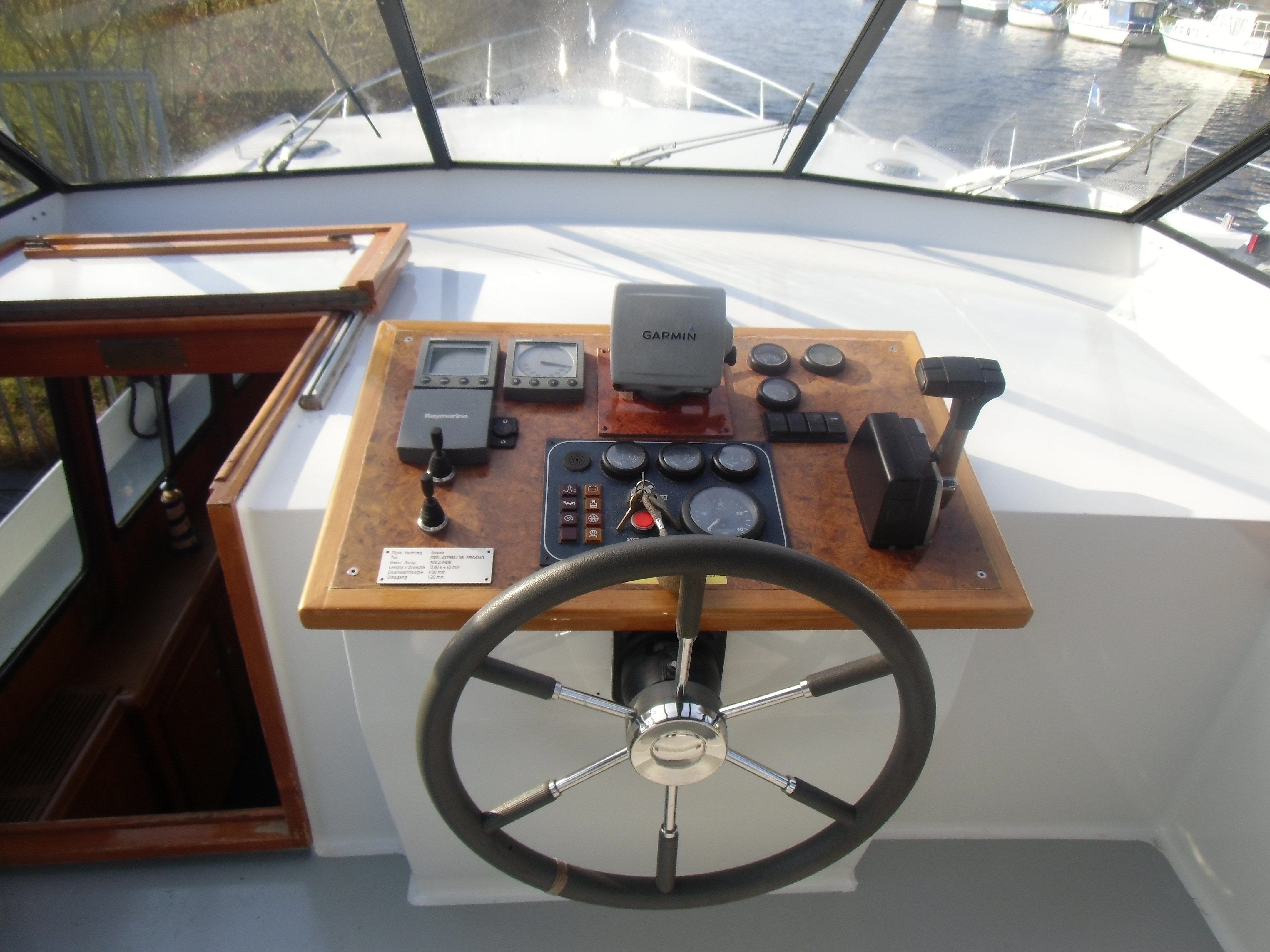 Valkkruiser 1380 | Insulinde Elite