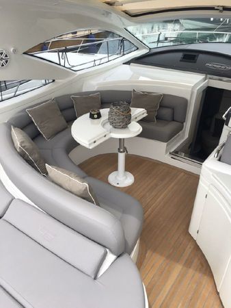 Pershing 43 | Nina