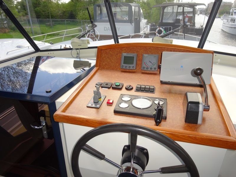 Catfish 1300 | Captain Willem Barentsz