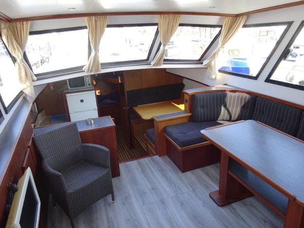 Mistral 1350 | Victus