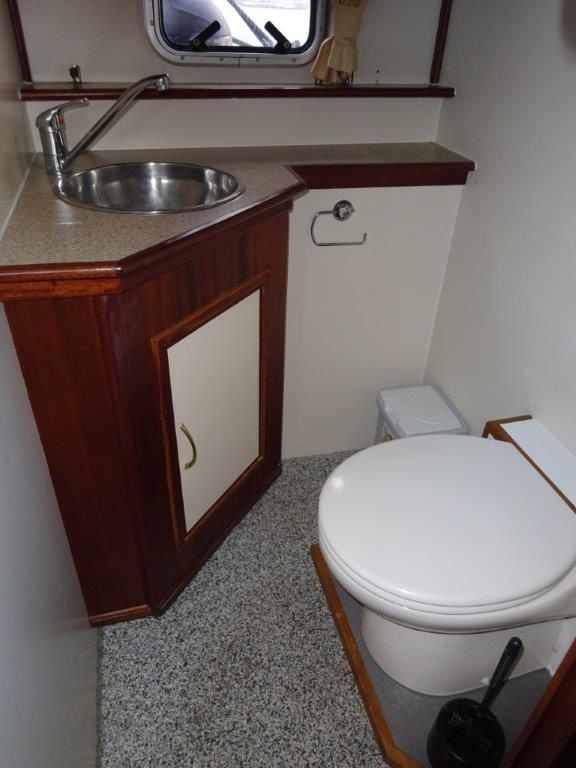 Mistral 1350 | Victus