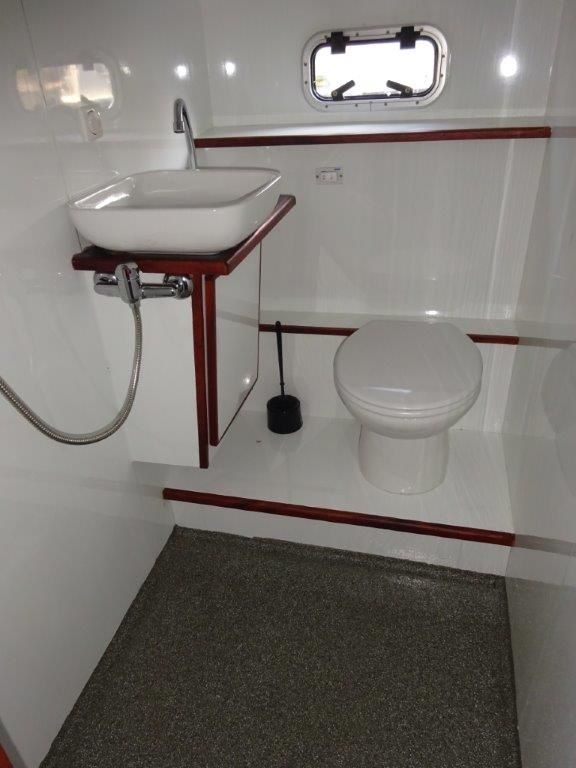 Mistral 1350 | Victus