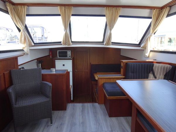 Mistral 1350 | Victus