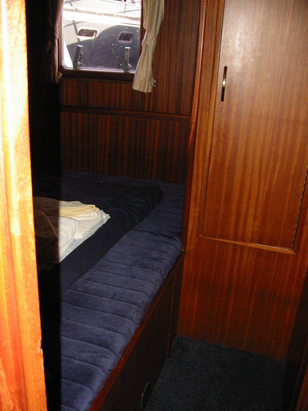 Mistral 1350 | Victus