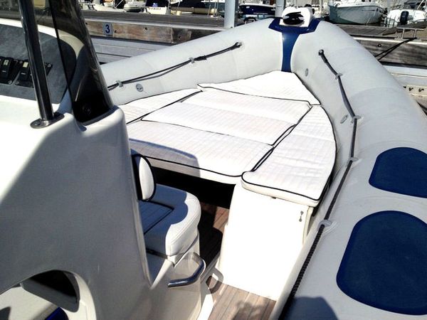 Valiant 750 | Mojo Uno