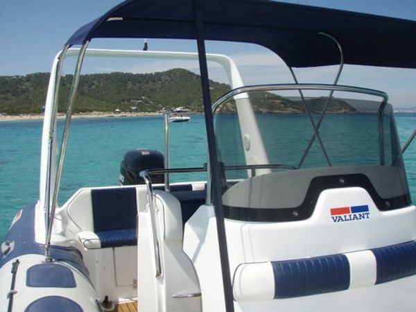 Valiant 750 | Mojo Uno