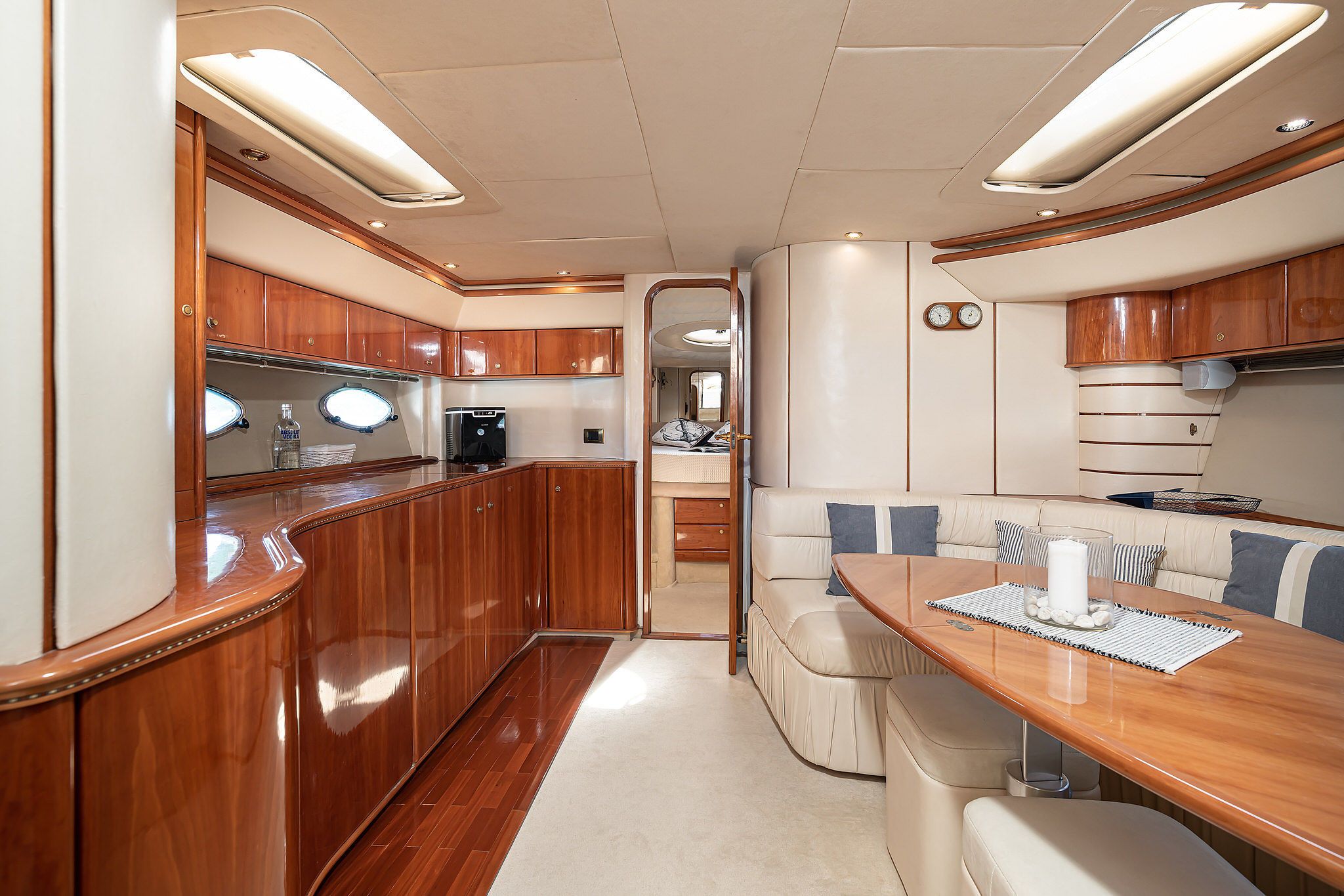 Princess V55 | Annita