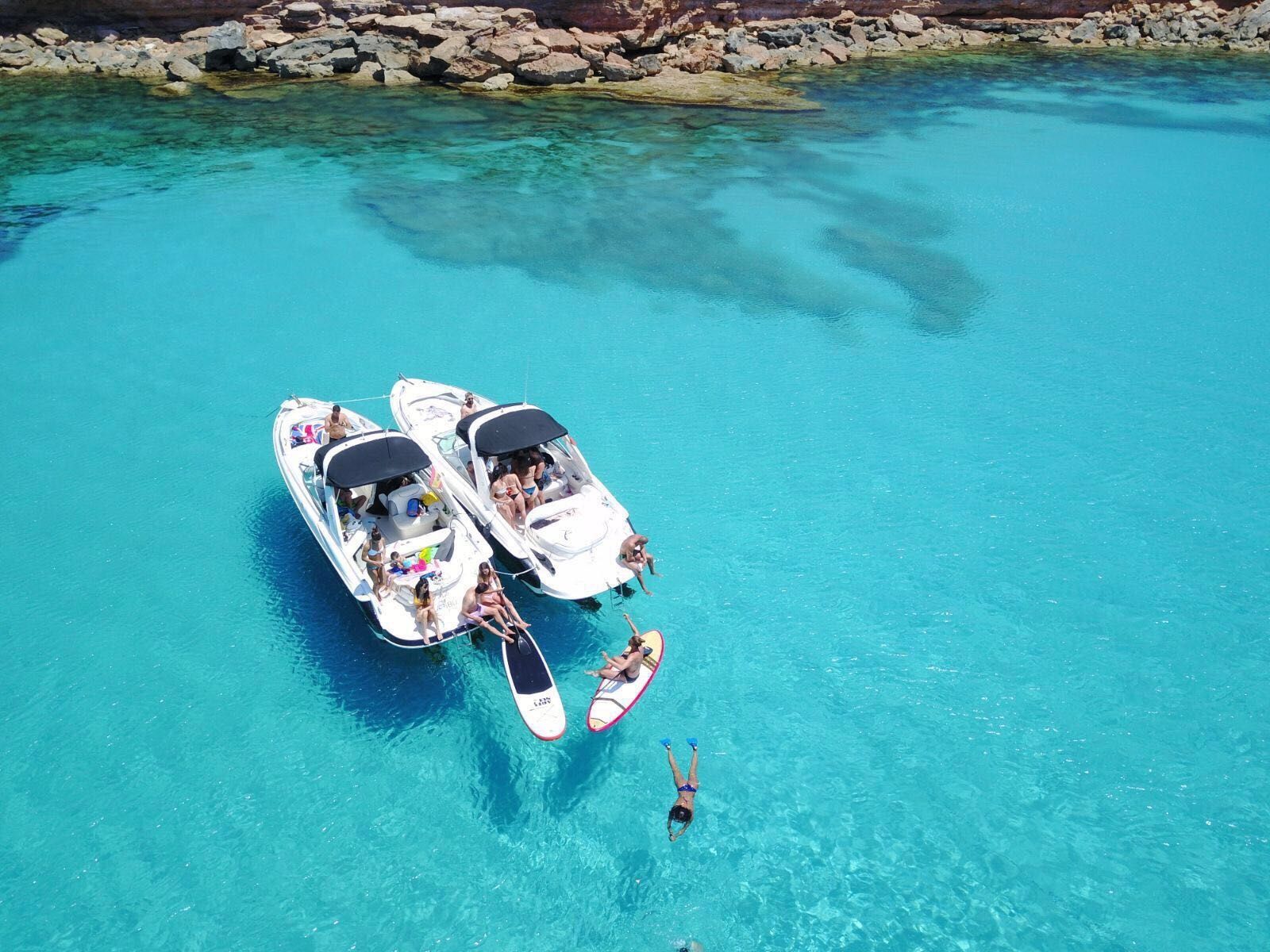 Monterey 298 | Karibu