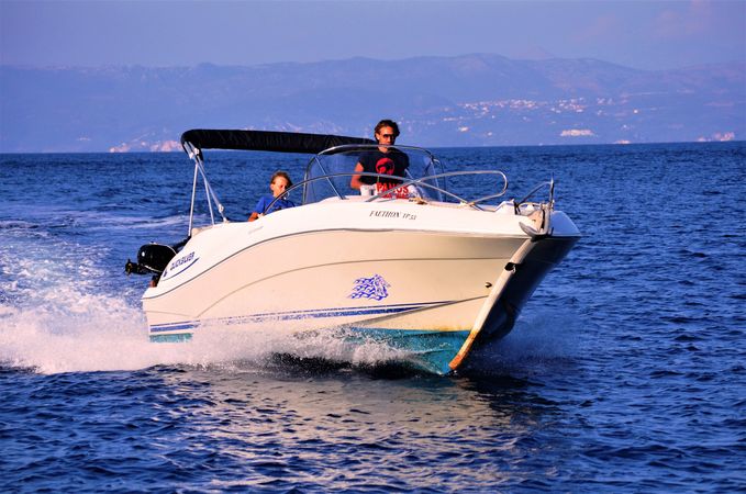 Quicksilver 635 | Faethon