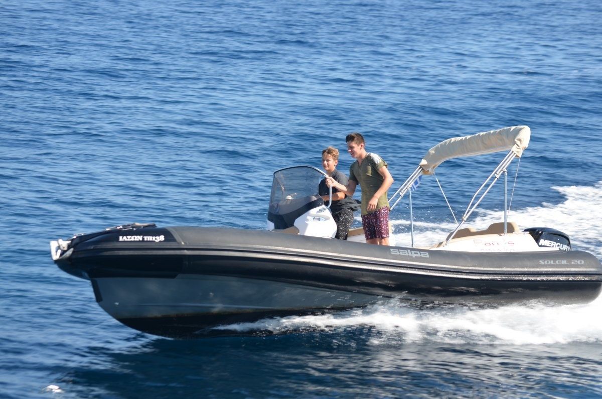 Salpa Soleil 21 | Iason