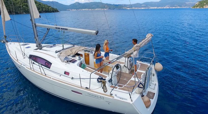 Beneteau Oceanis 43 | Rhapsody