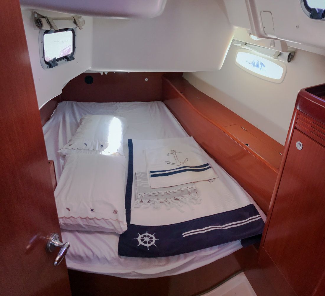 Beneteau Oceanis 43 | Rhapsody