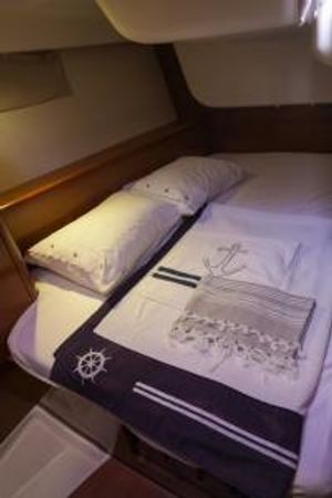 Beneteau Oceanis 43 | Rhapsody
