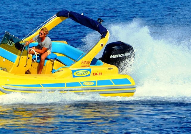 Stingher 747 | Apollon