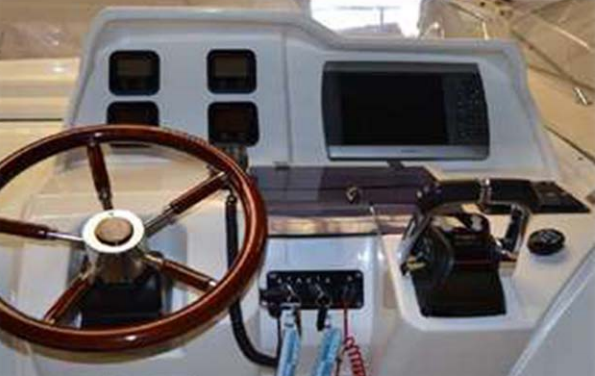 White Shark 298 | Pitu