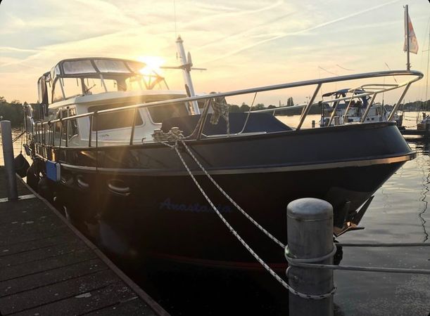 Babro Newline 42 | Anastasia