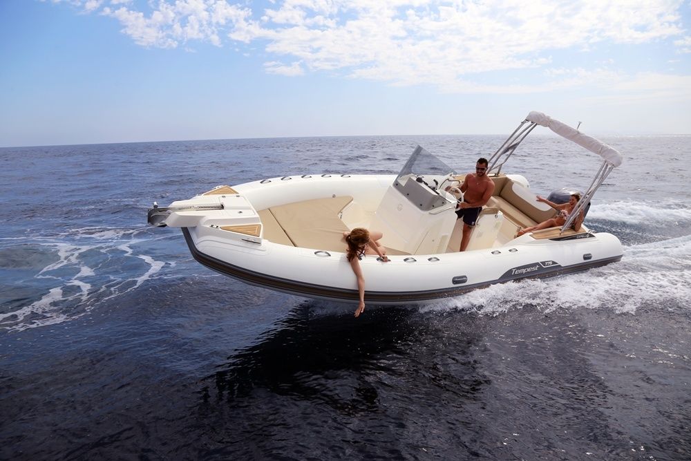 Capelli Tempest 775 | Tupac