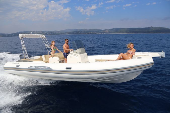 Capelli Tempest 775 | Tupac