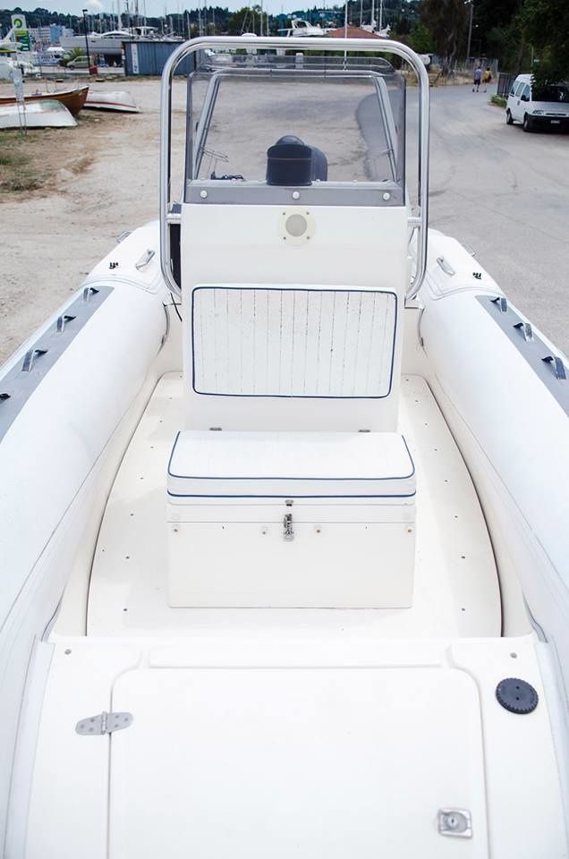 Oceanic Beluga | Kosta 3