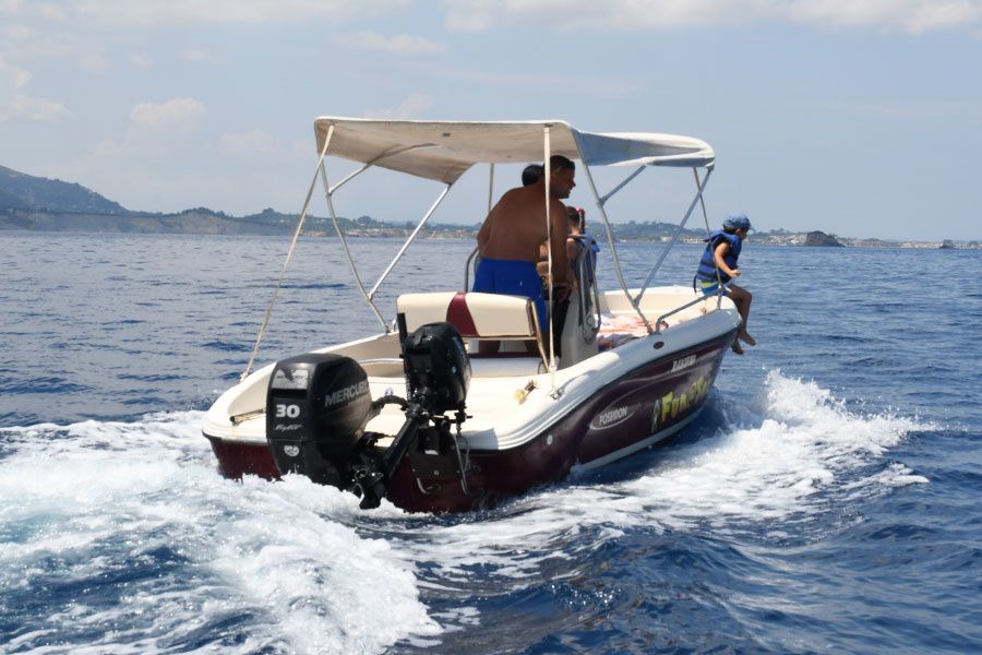 Poseidon Blue Water 4.8 | Blue Water 30