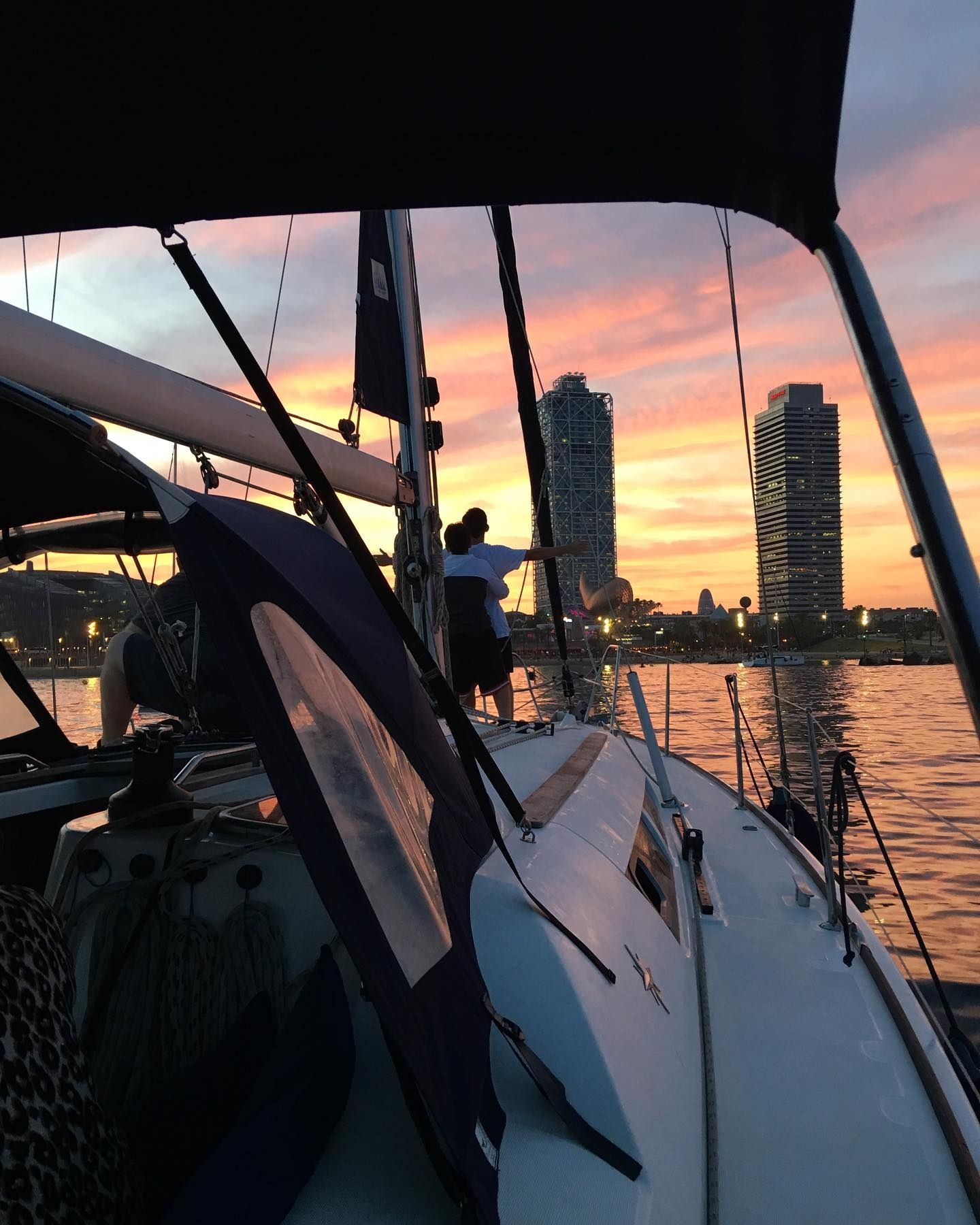 Jeanneau Sun Odyssey 39 | White Satin