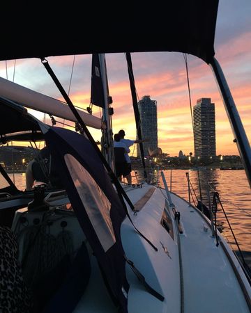 Jeanneau Sun Odyssey 39 | White Satin