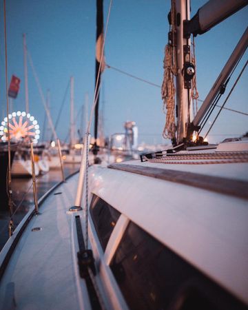 Jeanneau Sun Odyssey 39 | White Satin
