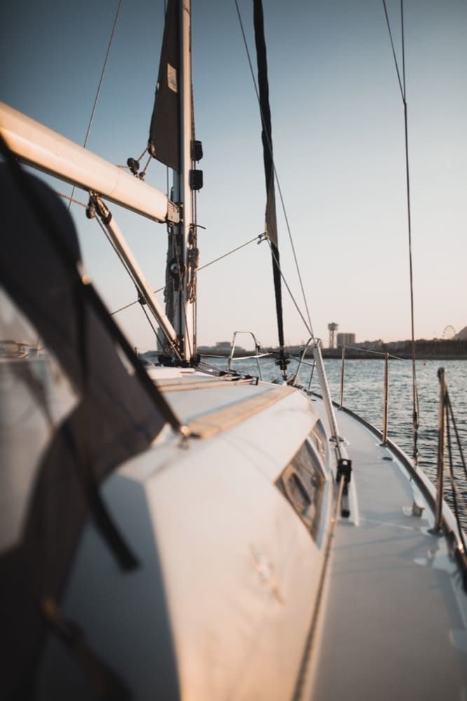 Jeanneau Sun Odyssey 39 | White Satin