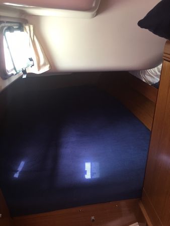 Jeanneau Sun Odyssey 39 | White Satin