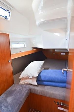 Bavaria Cruiser 37 | Kedi