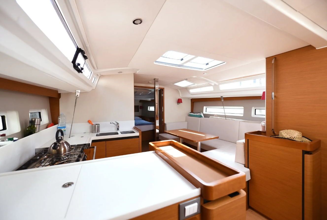 Jeanneau Sun Odyssey 440 | Rebelezza