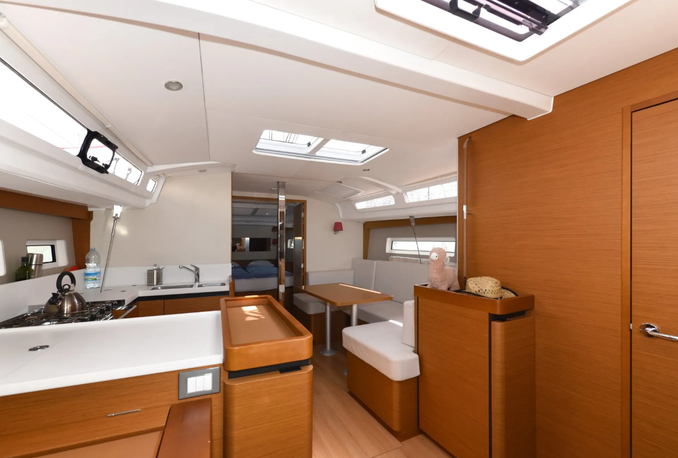 Jeanneau Sun Odyssey 440 | Rebelezza