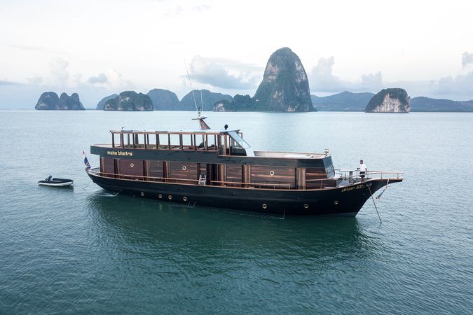 Custom Built 90 | Maha Bhetra