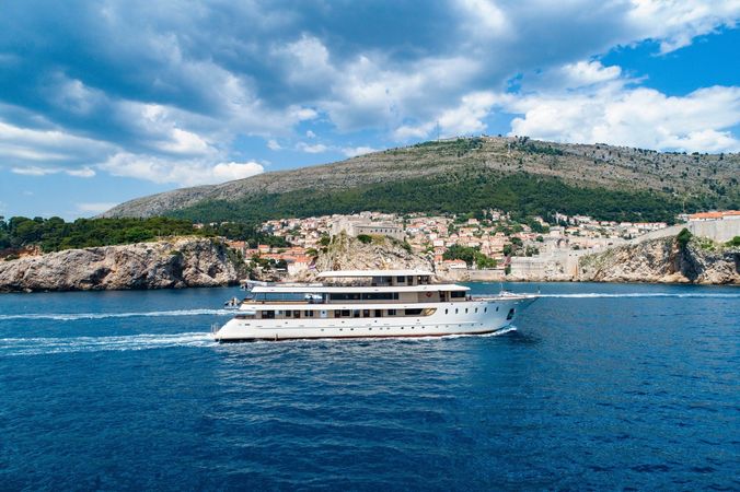 Custom Built 160 | Swallow - Lastavica