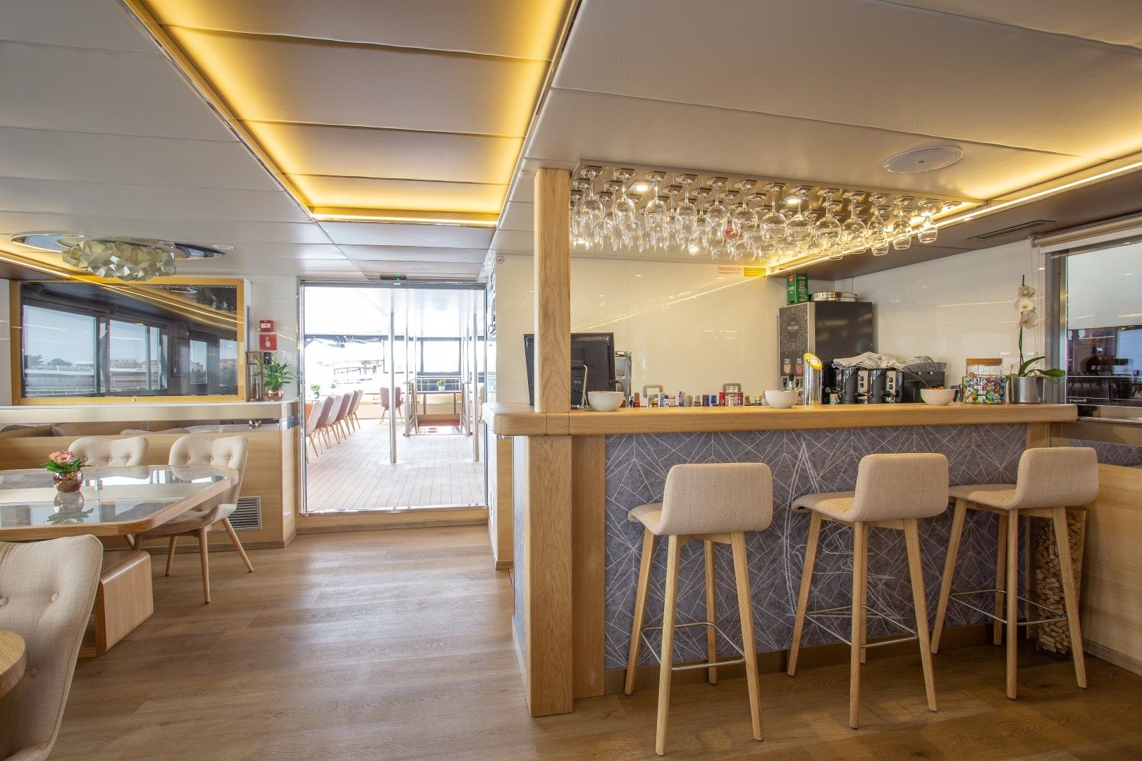 Custom Built 160 | Swallow - Lastavica