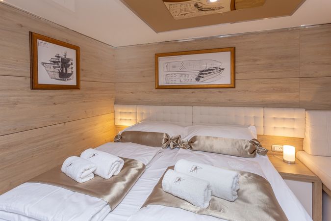 Custom Built 160 | Swallow - Lastavica