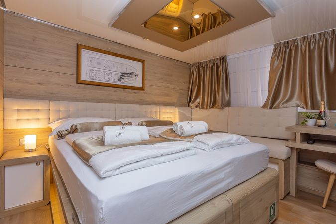 Custom Built 160 | Swallow - Lastavica