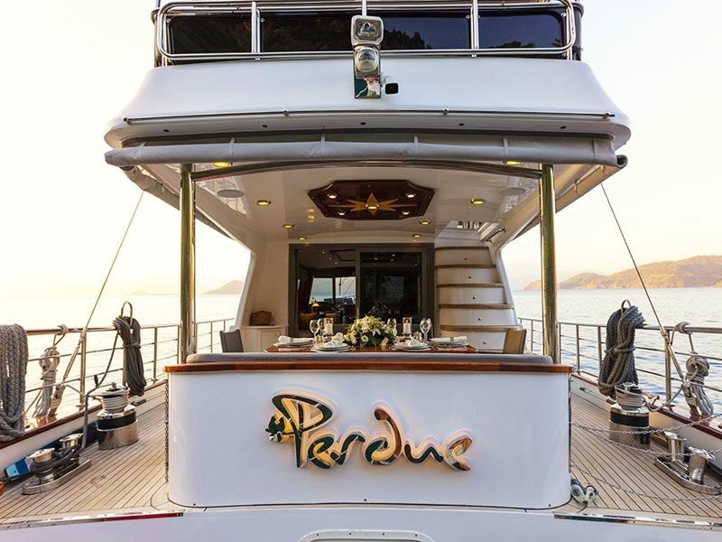Motor Sailer 75 | Perdue