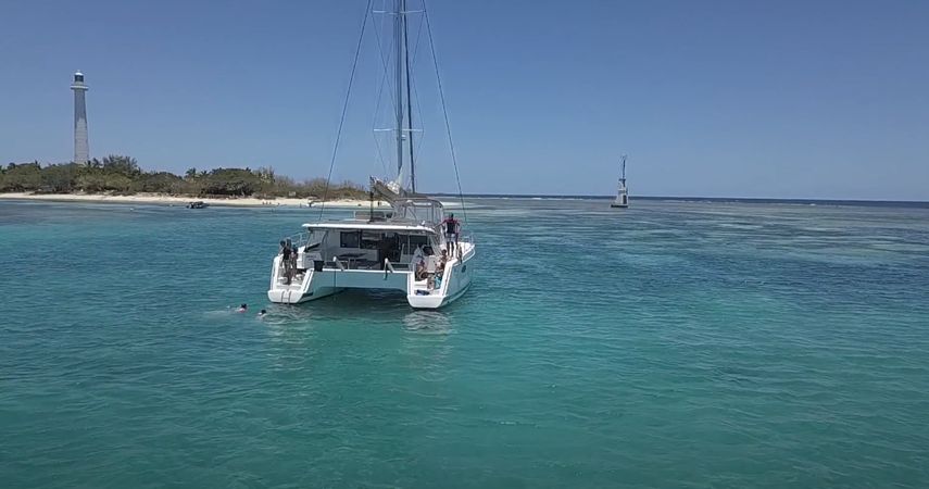 Fountaine Pajot Helia 44 | Abaca