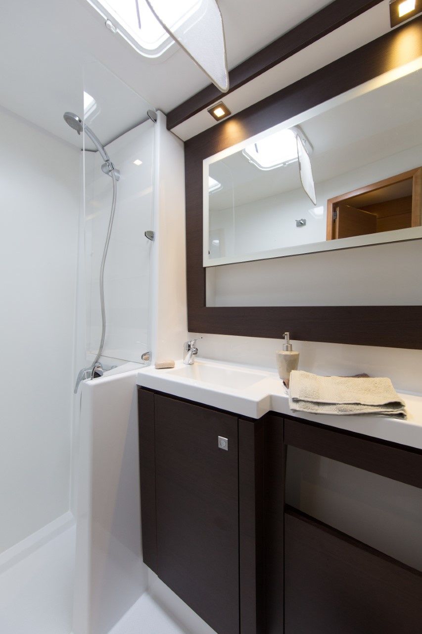 Fountaine Pajot Helia 44 | Abaca