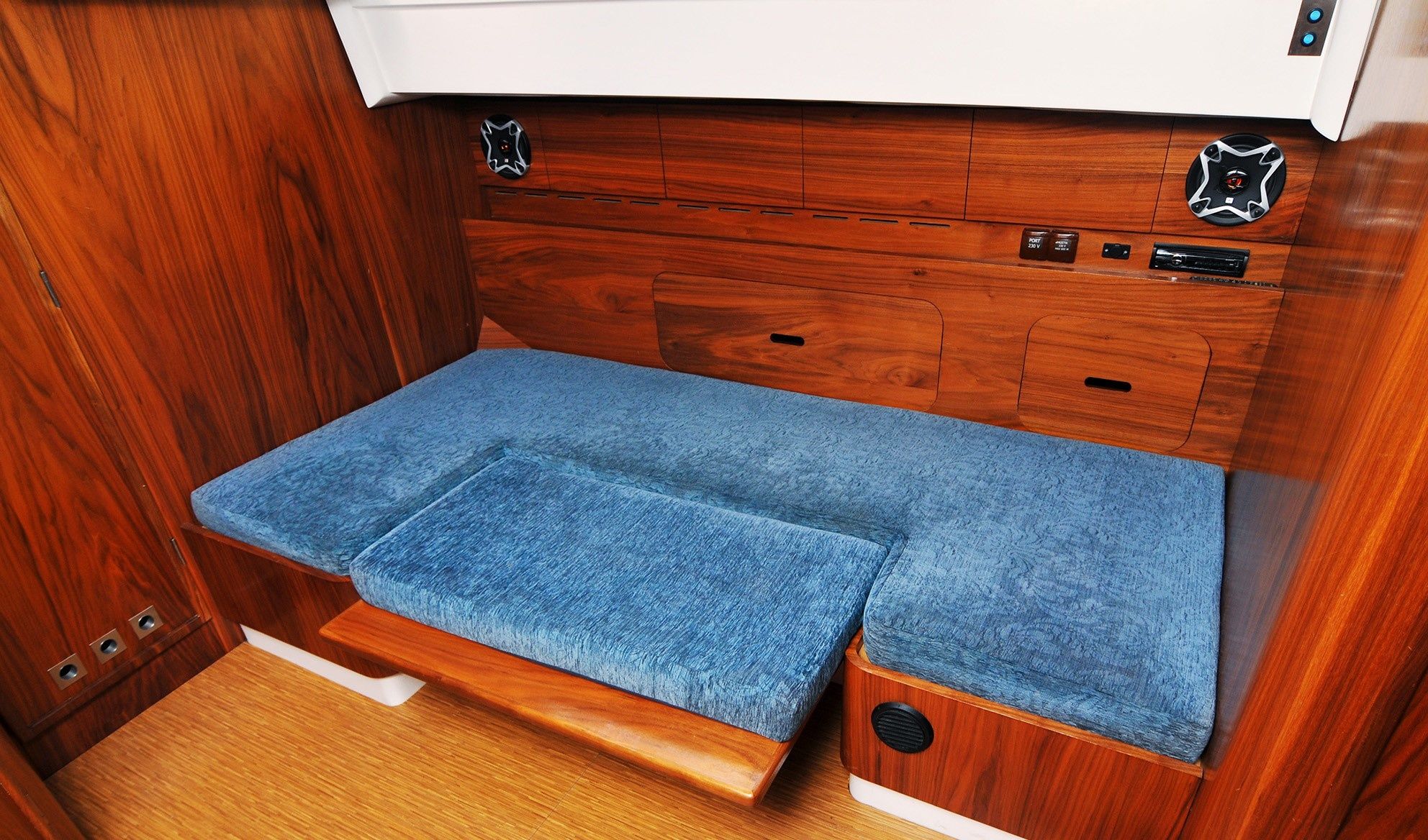 Nautiner Yachts 38 | Nierdzewny