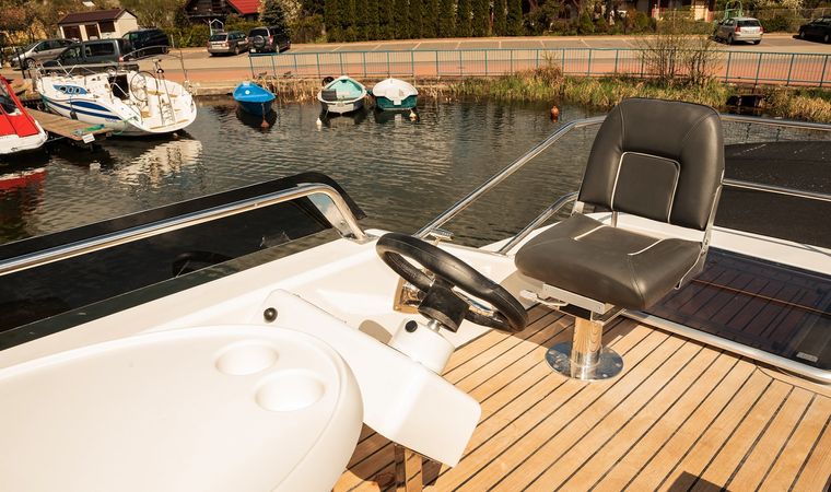 Cobra Yachts 40 | Haholo