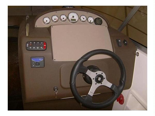 Faeton 26 Scape | Victoria