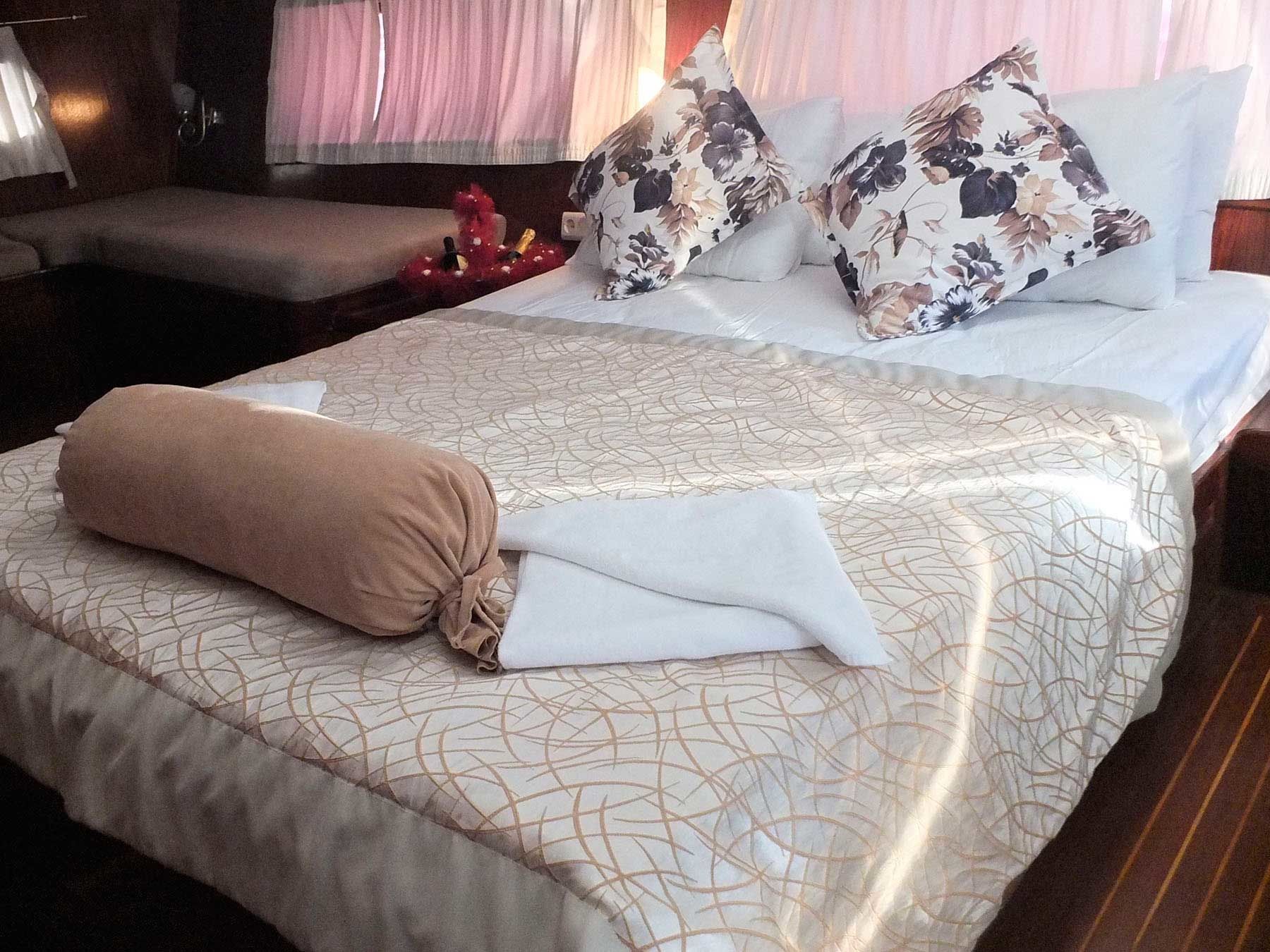 Gulet 115 | Caferoglu 8